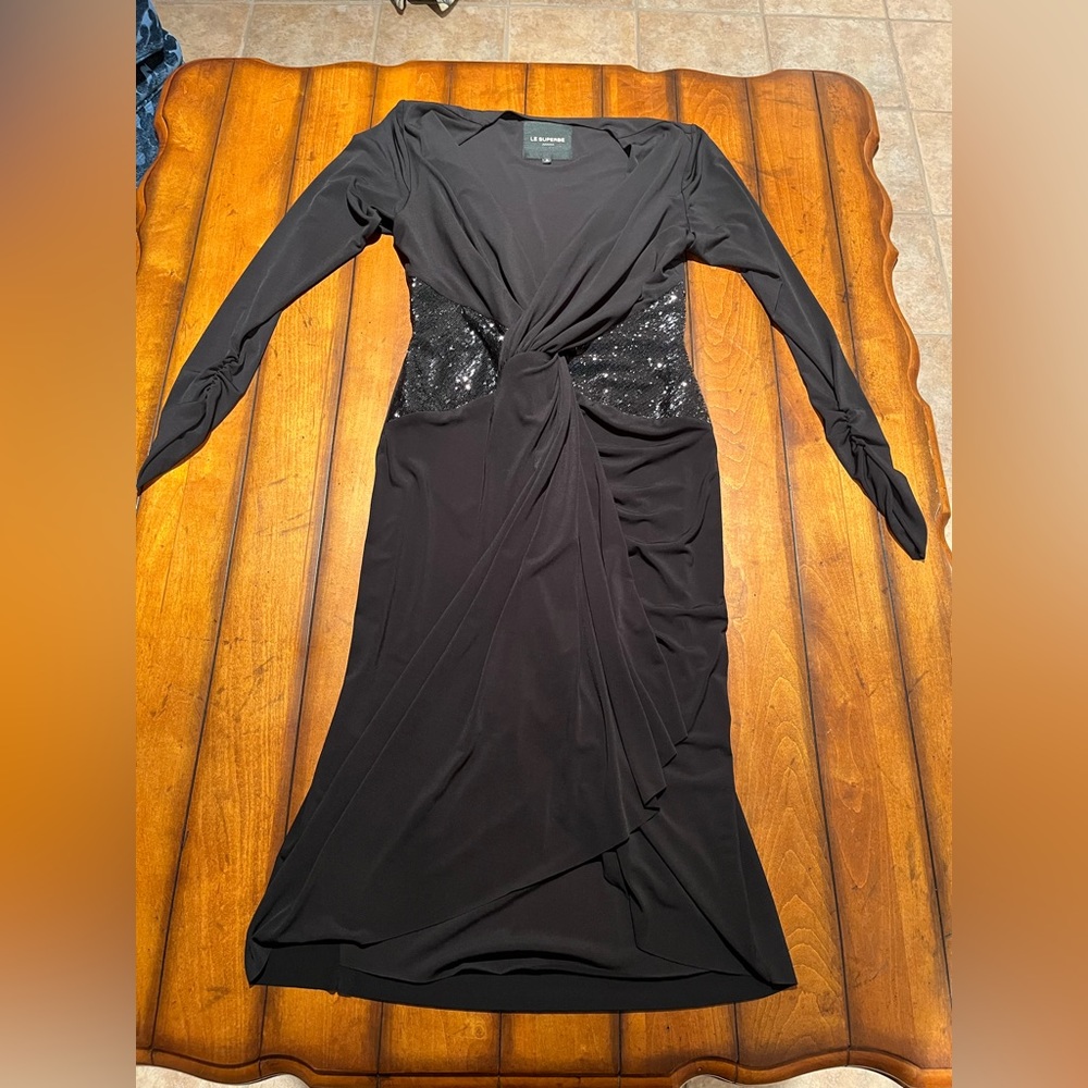 LE SUPERBE black dress
